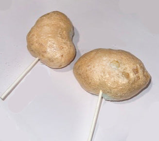 Caramel Apple Pops (caramel apple suckers)